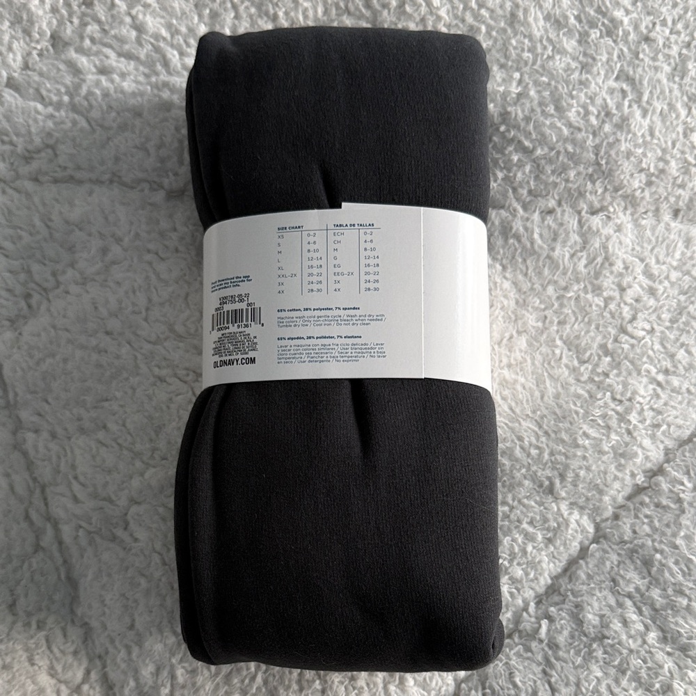 Old Navy Black High-Rise Fleece-Lined Leggings - Picture 2 of 4